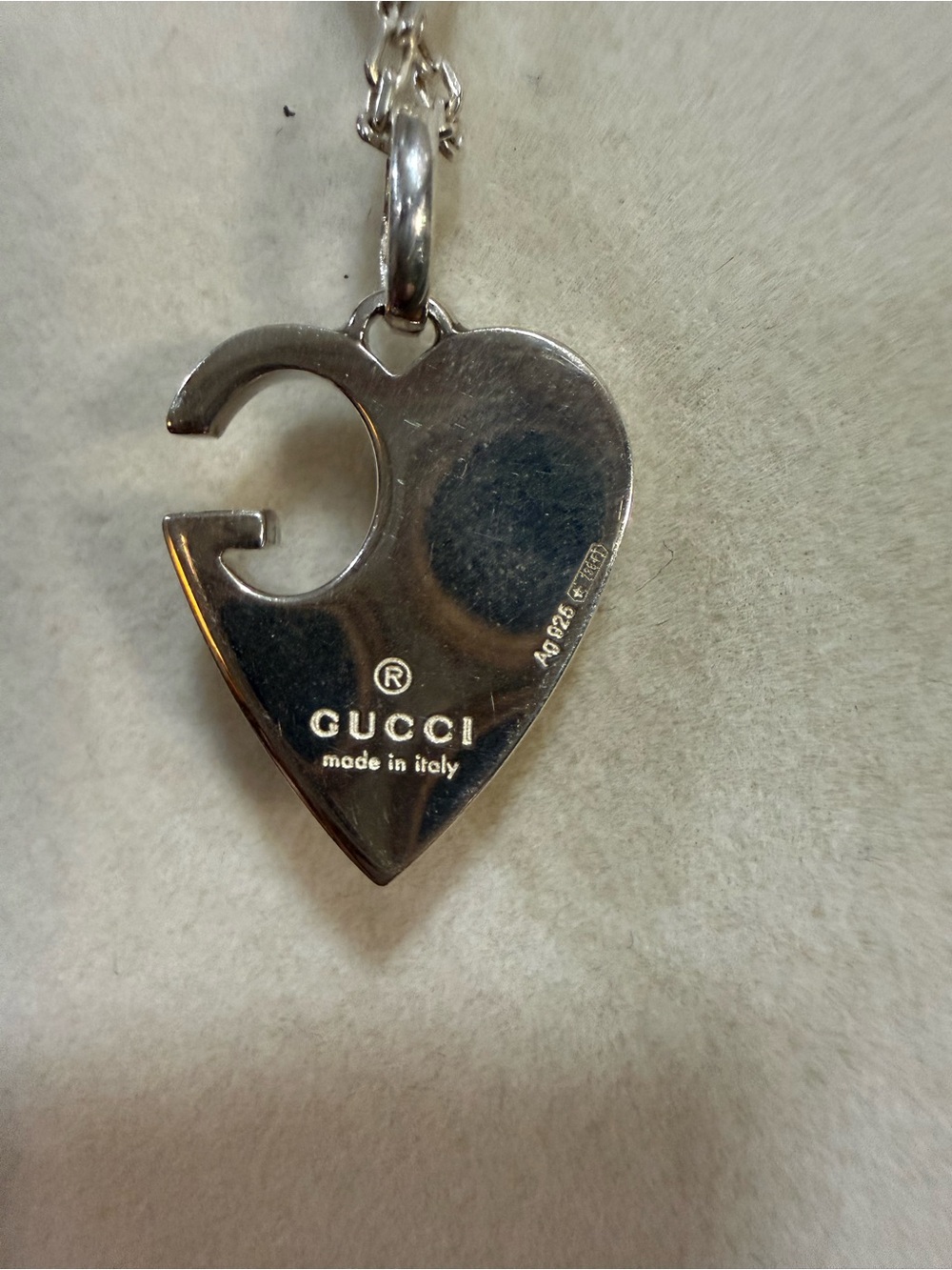 Gucci Sterling Silver Heart G Logo Pendant Necklace 925 Italy Authenticated - Picture 7 of 8